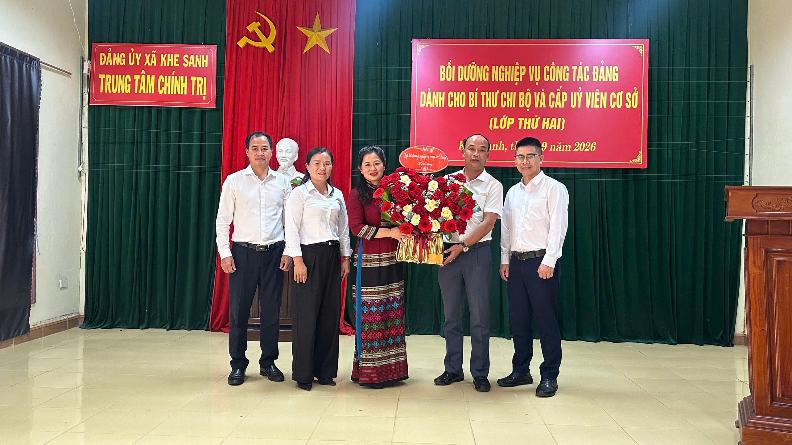 Bế mạc lớp Bồi dưỡng nghiệp vụ công tác Đảng dành cho Bí thư Chi bộ và cấp ủy viên cơ sở năm 2026