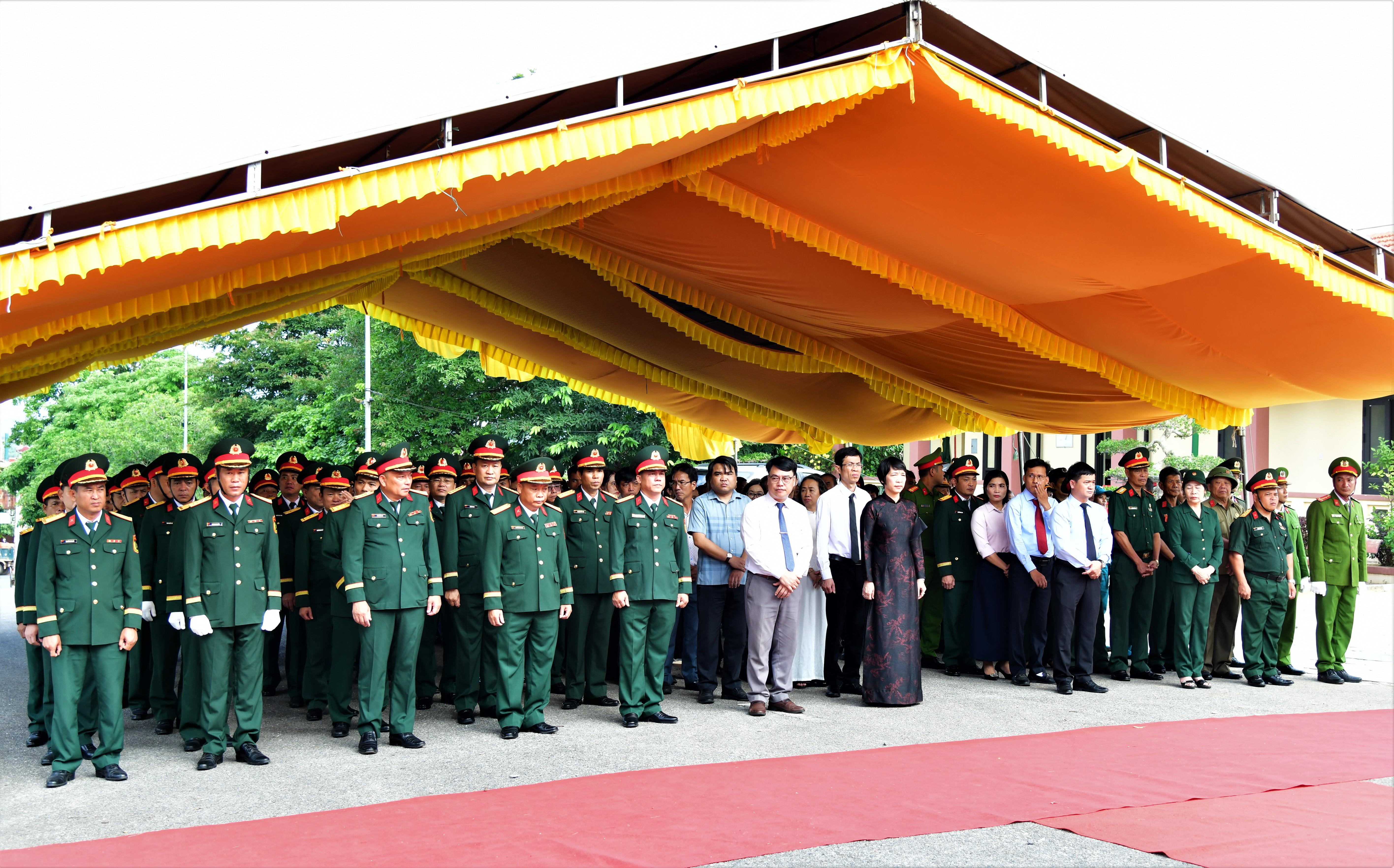Xã Khe Sanh long trọng tổ chức Lễ viếng, truy điệu và an táng 02 hài cốt liệt sĩ