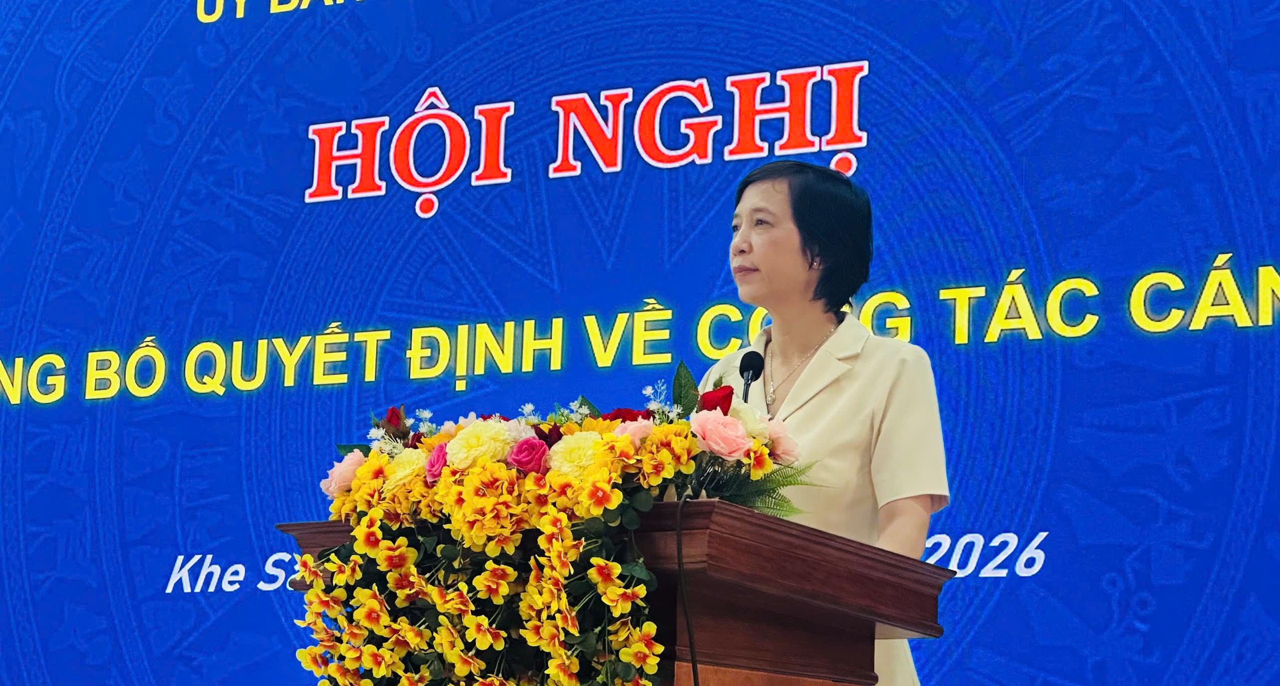 Hội nghị công bố quyết định về công tác cán bộ, thành lập Trạm Y tế xã Khe Sanh